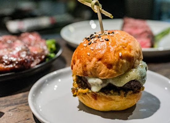 singapore/west-region/restaurant/fat-belly-fbg