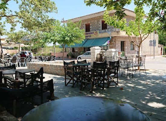 greece/mount-taygetos/restaurant/to-ellinikon