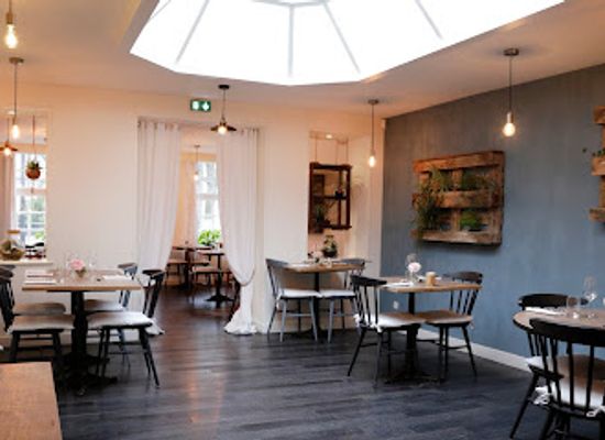 france/picardy/restaurant/les-ferlempins