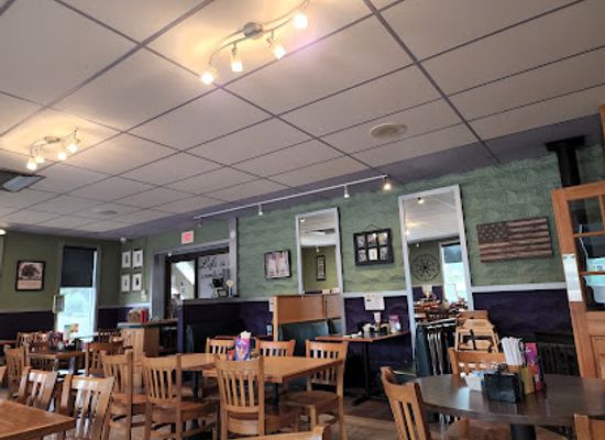 maine/augusta/restaurant/lisa-s-restaurant-lounge