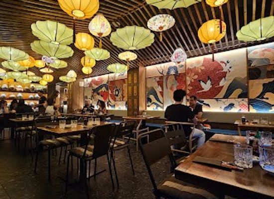 spain/madrid/retiro/restaurant/ginza-food-hall-restaurant