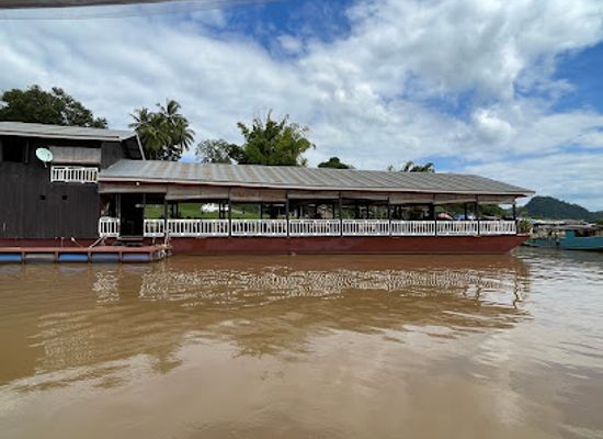 laos/northern-laos/restaurant/namthip-sokdy-restaurant