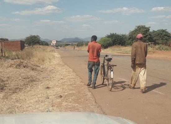 zambia/muchinga-province/restaurant/chiparamba