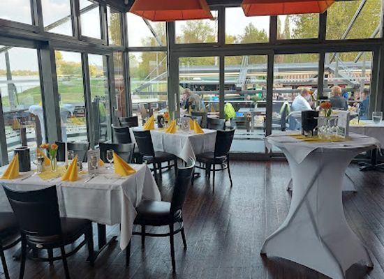 germany/anhalt/restaurant/muckenwirt-biergarten-und-restaurant
