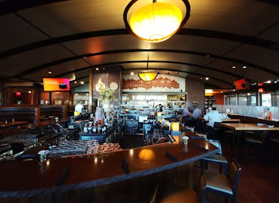 wisconsin/madison/restaurant/bonfyre-american-grille