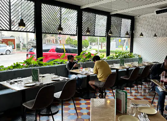 peru/south-coast/restaurant/festivo-restaurante