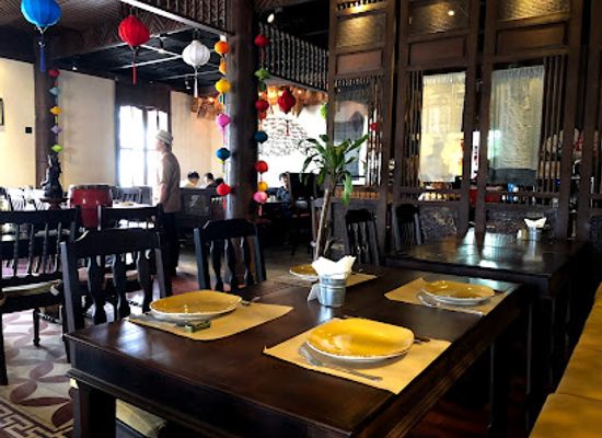 cambodia/phnom-penh/restaurant/labaab-restaurant