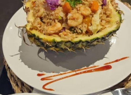 equatorial-guinea/malabo/restaurant/ureka-falls-bar-grill