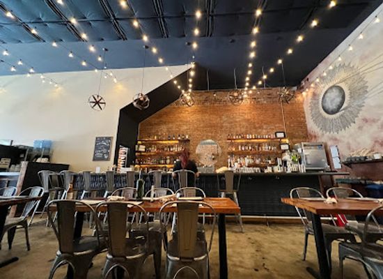 north-carolina/durham-area/restaurant/luna-rotisserie-and-empanadas