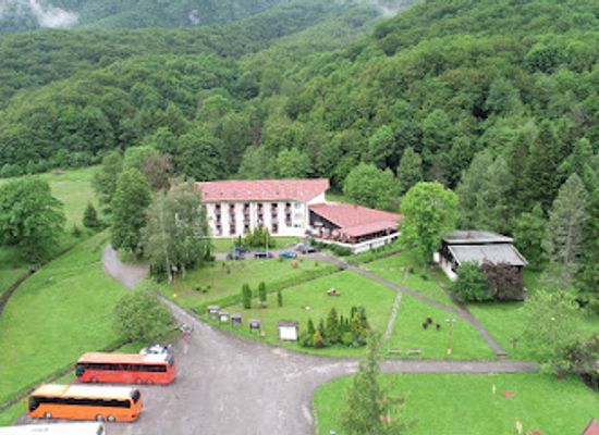 bosnia-and-herzegovina/sutjeska-national-park/restaurant/hotel-mladost-np-sutjeska