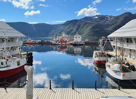 norway/nordkapp/restaurant/corner-spiseri