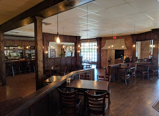 louisiana/chenier-plain/restaurant/the-fat-pelican