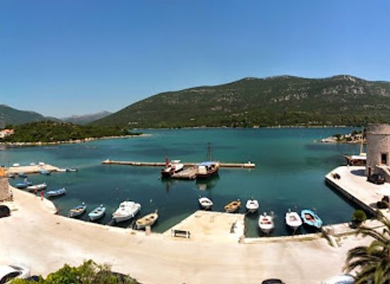 croatia/peljesac-peninsula/restaurant/kapetanova-kuca