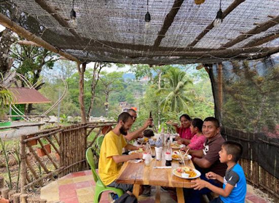 guatemala/semuc-champey/restaurant/hacienda-aragon