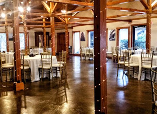 texas/golden-triangle/restaurant/the-texas-star-bar-grill