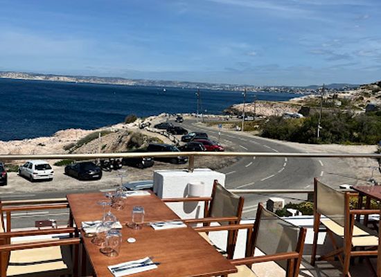 france/les-calanques-national-park/restaurant/la-calanque-blanche-restaurant