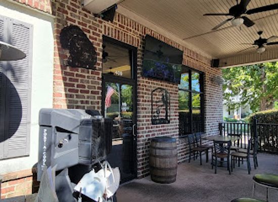 mississippi/the-golden-triangle/restaurant/the-camphouse-starkville-ms