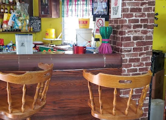 jamaica/morant-bay-area/restaurant/intown-bar-and-lounge