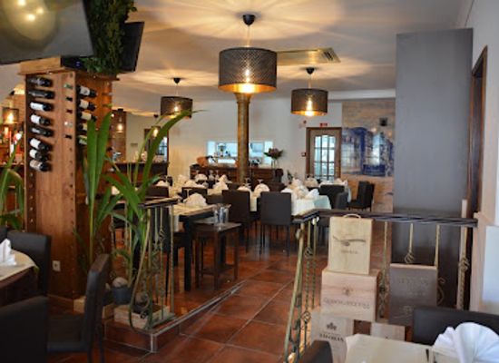 portugal/viana-do-castelo/restaurant/restaurante-bota-d-agua