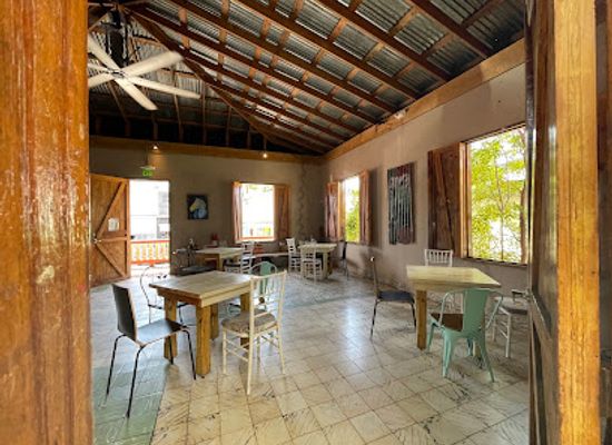 puerto-rico/vieques/restaurant/rising-roost-guake-te