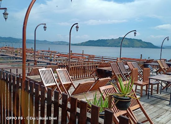 indonesia/central-papua/restaurant/cristho-resto