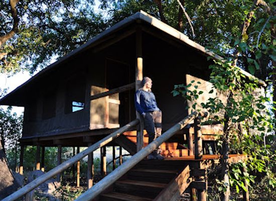 botswana/linyanti-wildlife-reserve/restaurant/kwara-camp