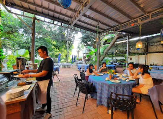 philippines/calabarzon/restaurant/cucina-de-jardin