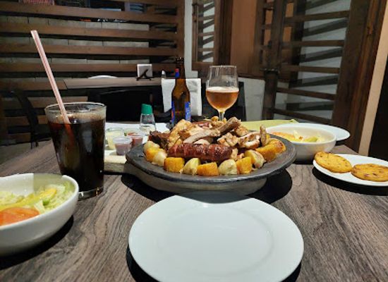colombia/pereira/restaurant/lenos-parrilla