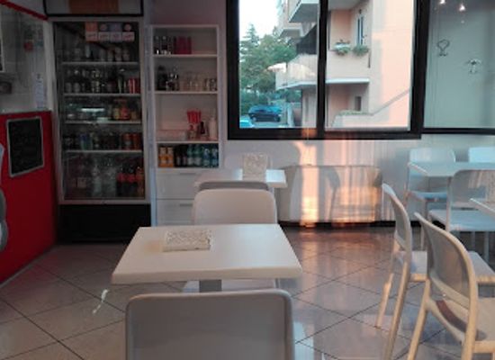 san-marino/fiorentino/restaurant/l-angela-veste-piada
