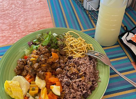 antigua-and-barbuda/barbuda/restaurant/mama-s-delights