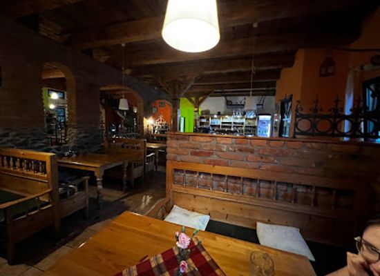 czechia/vysocina/restaurant/papas-garden