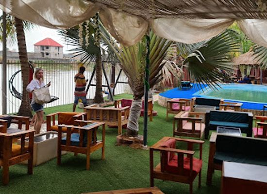 guinea/boke-region/restaurant/hawaii-resort-conakry
