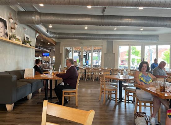 ohio/cuyahoga-valley-national-park/restaurant/leo-s-italian-social
