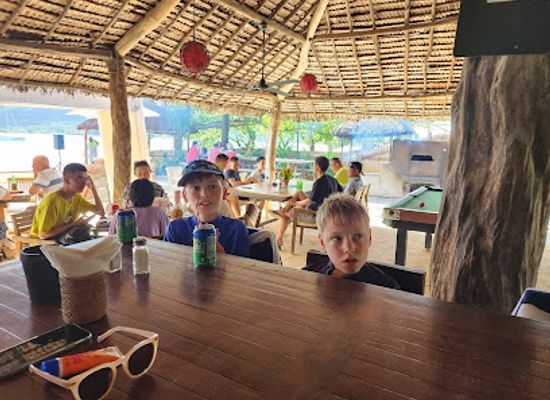 vanuatu/lamap/restaurant/the-beach-bar