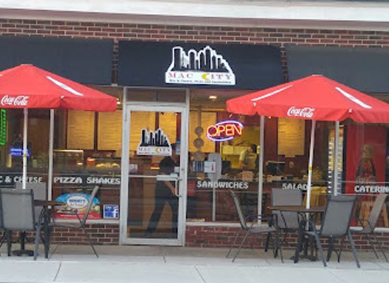 massachusetts/franklin-county/restaurant/mac-city