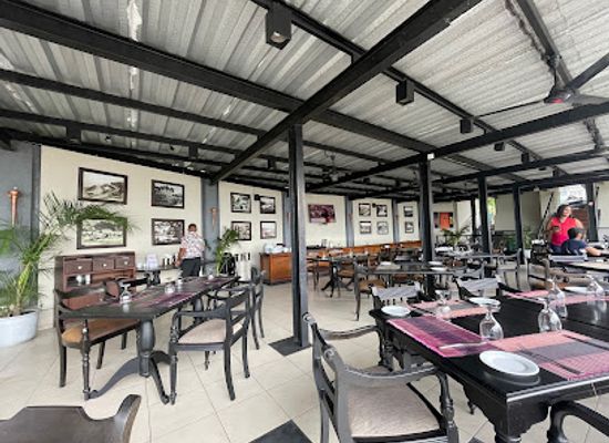 sri-lanka/kandy/restaurant/senani-by-oak-ray