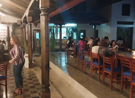 nicaragua/granada-plains/restaurant/mi-viejo-ranchito