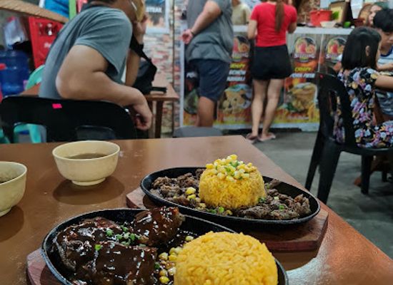 philippines/bicol-region/restaurant/sizzling-time-maroroy