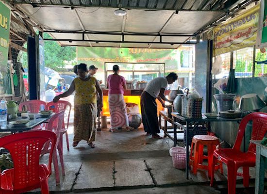 myanmar-burma/pyay/restaurant/mut-tar-lay-pyay-prata