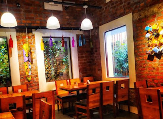 bangladesh/dhaka/dhanmondi/restaurant/pinewood-cafe-n-restaurant