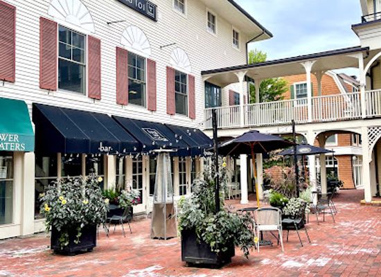 massachusetts/pioneer-valley/restaurant/food-101-bar-bistro