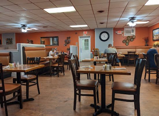 virginia/chincoteague-island/restaurant/maria-s-family-restaurant
