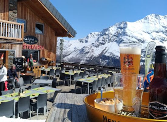 italy/la-thuile/restaurant/lo-ratrak-food-drink
