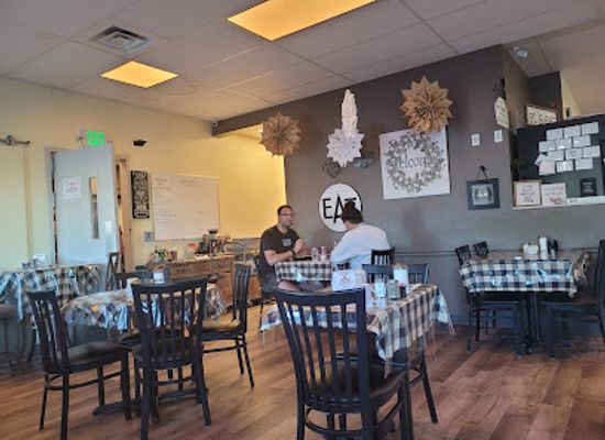 washington/the-columbia-basin/restaurant/hill-s-restaurant-lounge