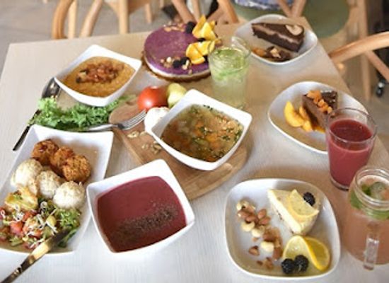 hungary/gyor/restaurant/vital-cafe-bistro