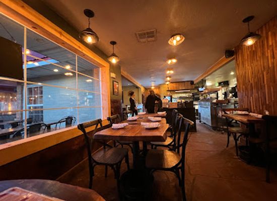 arizona/kaibab-national-forest/restaurant/peekaboo-canyon-wood-fired-kitchen