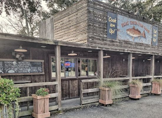 south-carolina/charleston-area-beaches/restaurant/ellis-creek-fish-camp