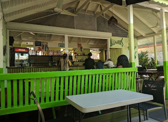 antigua-and-barbuda/st-john-s/restaurant/alligators-bar-and-restaurant
