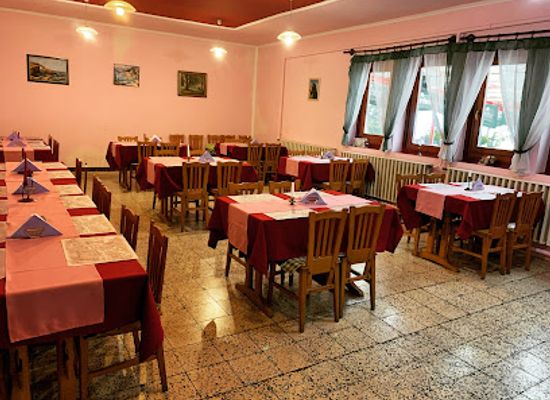hungary/somogy/restaurant/panorama-etterem