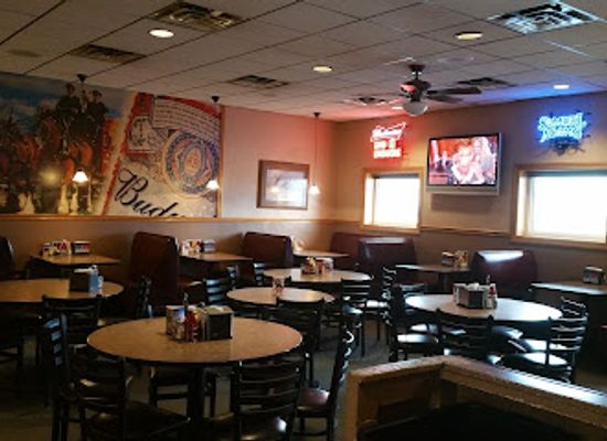 iowa/waterloo/restaurant/southtown-bar-restaurant